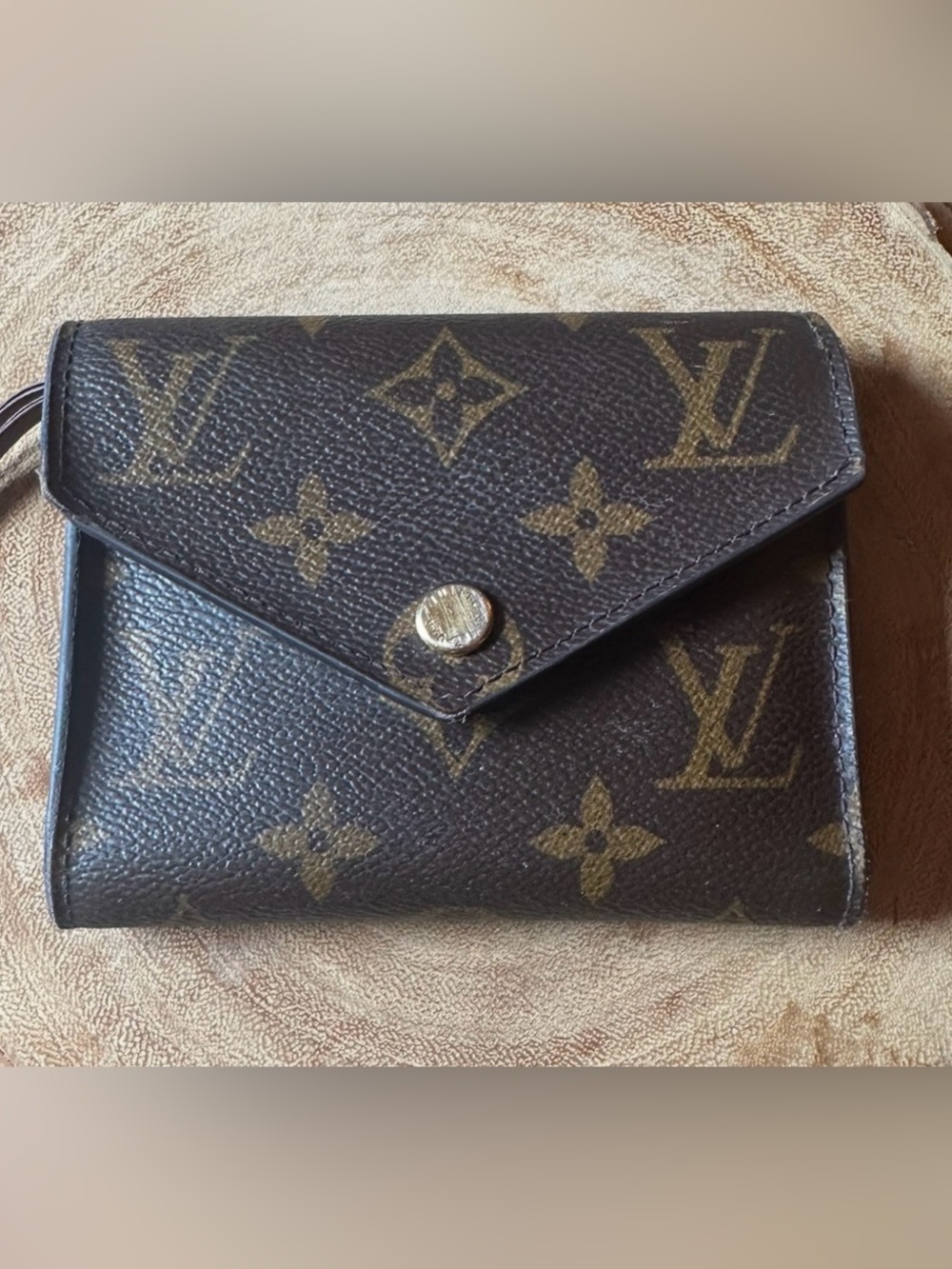 Authentic Louis Vuitton Victorian Monogram Dark Brown/Gold Print